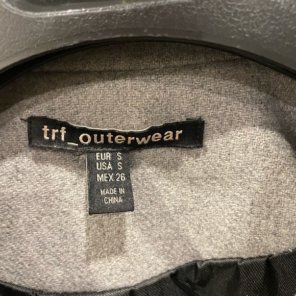 Zara coat - Picture 3 of 6